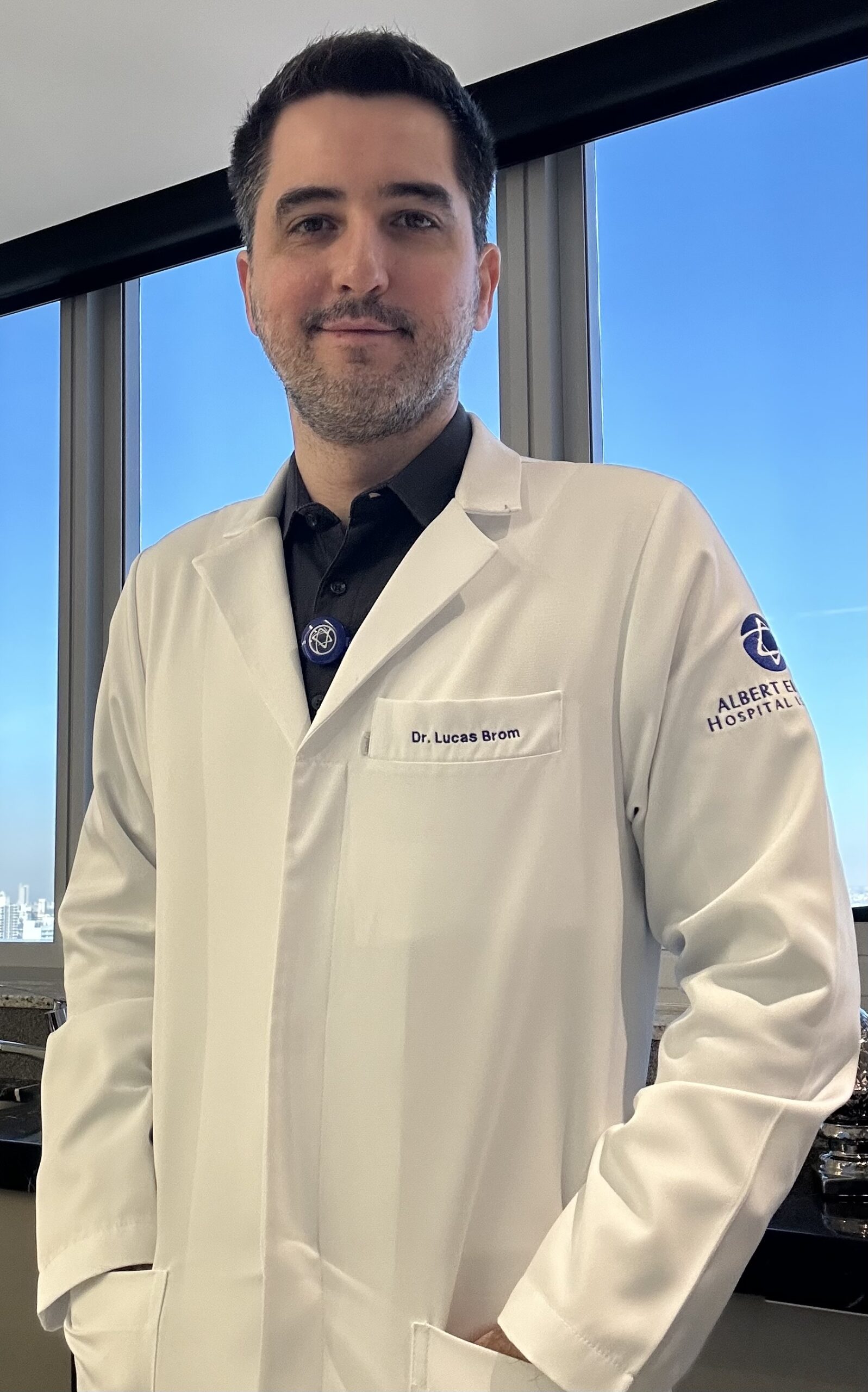 Dr. Lucas R. Brom