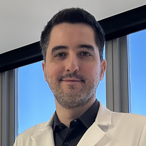 Dr. Lucas R. Brom